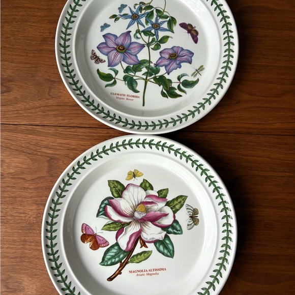 Botanical Floral Dinner Plates - Picture 8 of 14